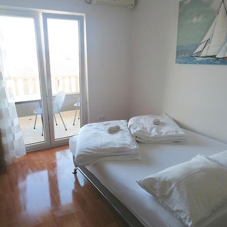 Apartments Dinko Duće 外观 照片