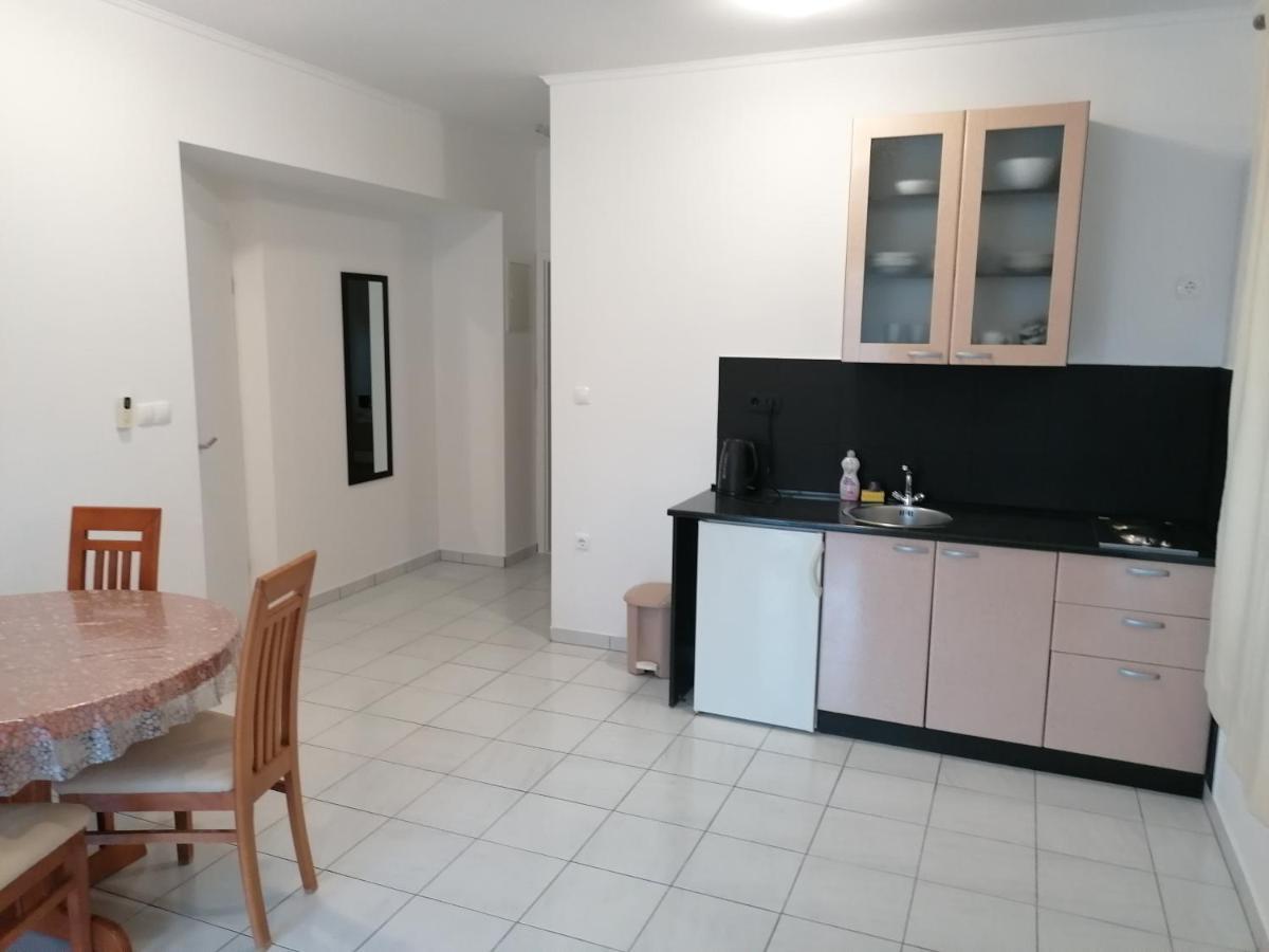 Apartments Dinko Duće 外观 照片