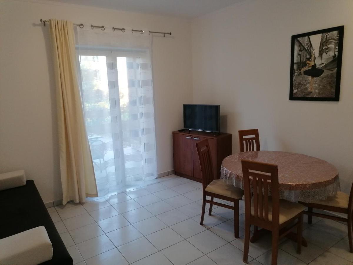 Apartments Dinko Duće 外观 照片