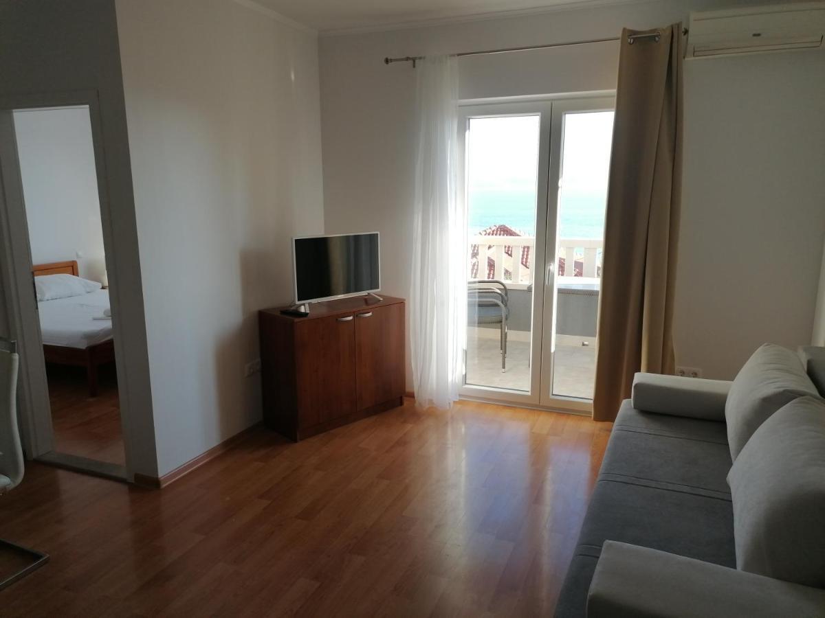 Apartments Dinko Duće 外观 照片